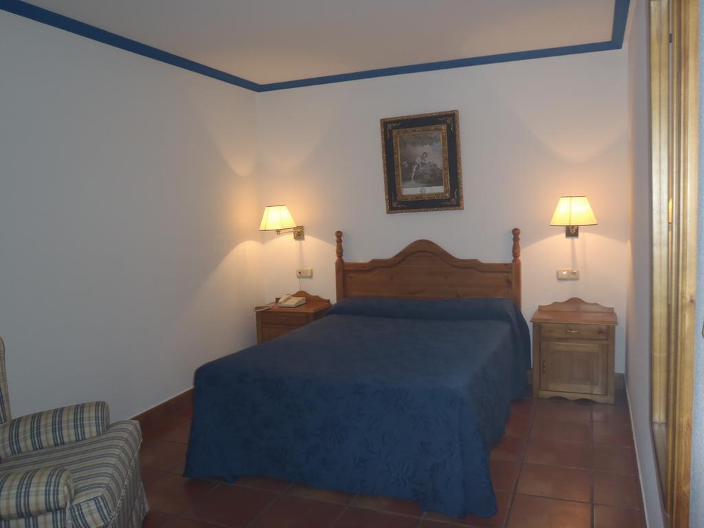 Hotel Hospederia El Convento Миранда де Эбро Экстерьер фото