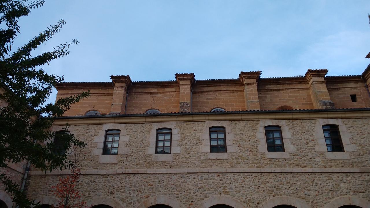 Hotel Hospederia El Convento Миранда де Эбро Экстерьер фото